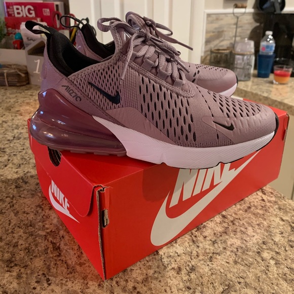 GS 4.5Y Nike Air Max 270 Elemental Rose Black White 943345 601 Size 4Y